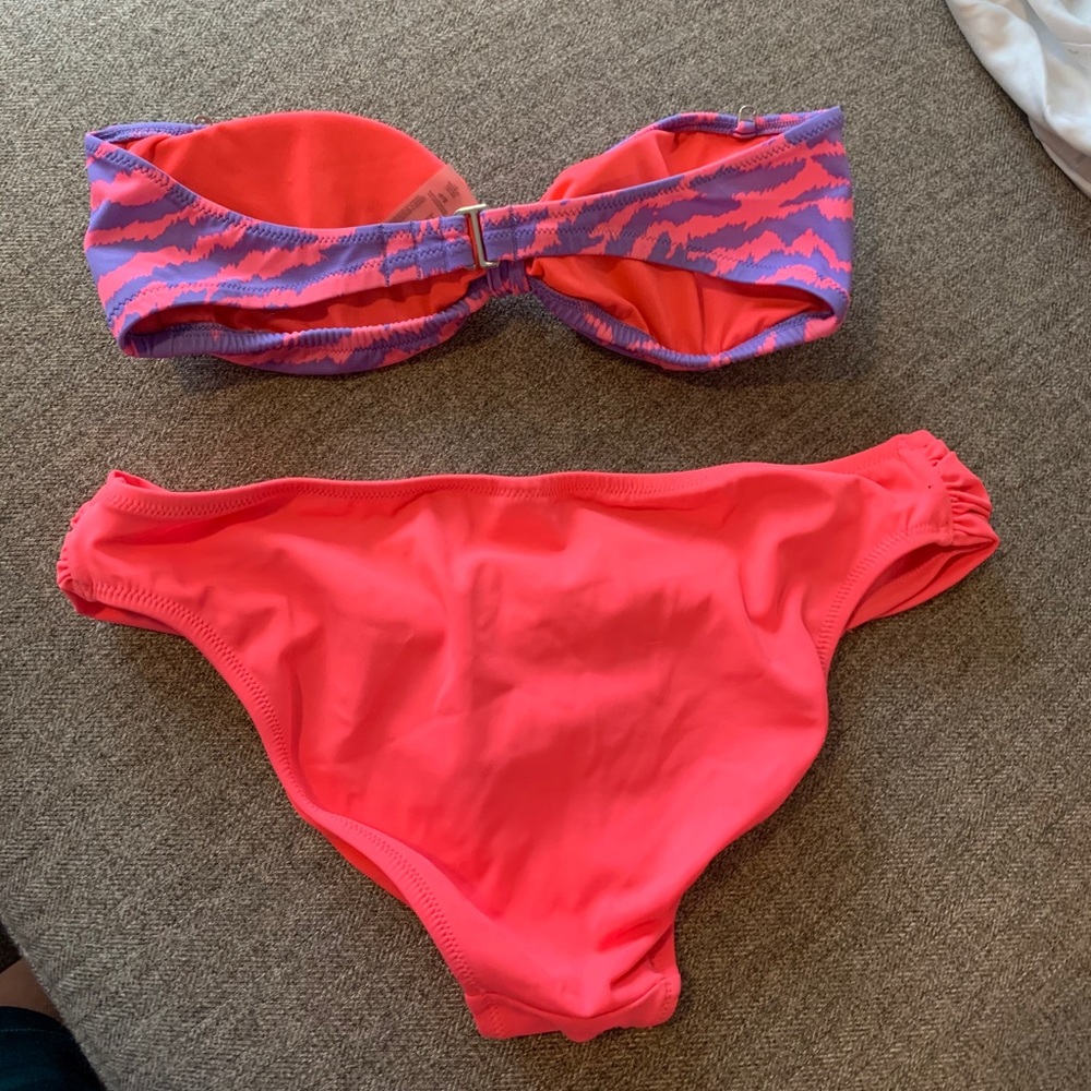 VS - bikini set - Picture 2 of 5
